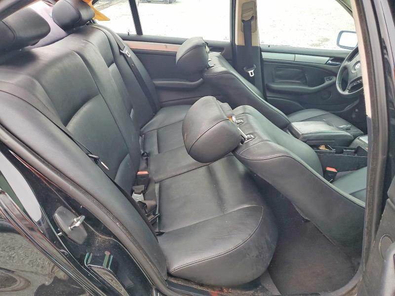 Photo 10 from auction – 2001 BMW 330 with VIN WBAAV53421JS95919