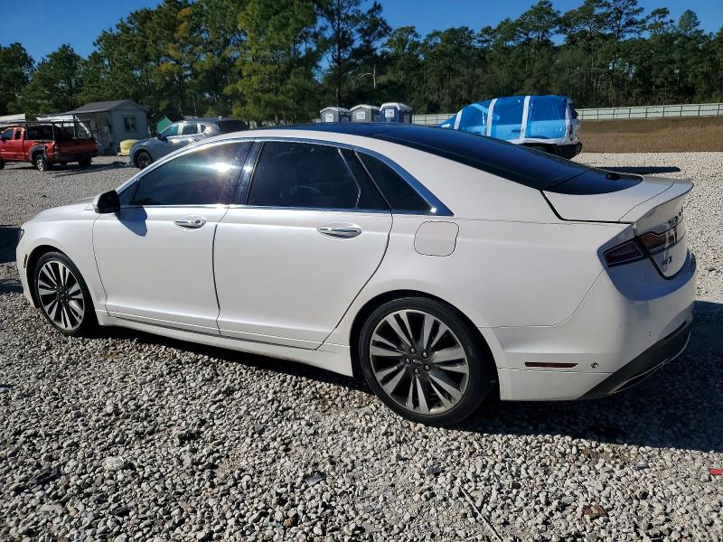 Photo 2 from auction – 2017 LINCOLN MKZ RESERV with VIN 3LN6L5EC3HR619863