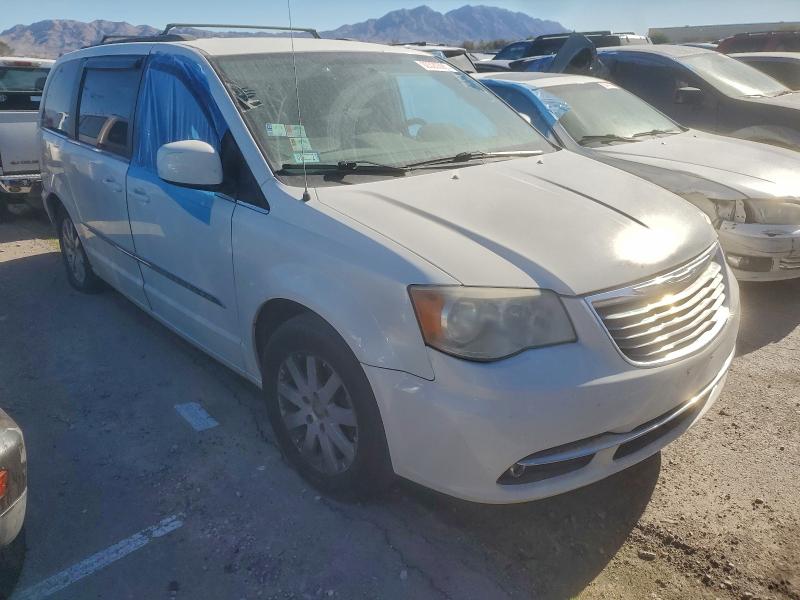 Photo 4 from auction – 2012 CHRYSLER TOWN & COU with VIN 2C4RC1BG2CR376241