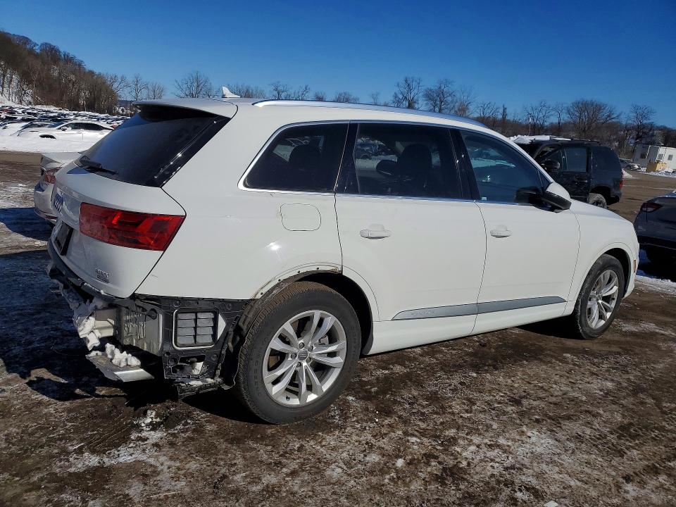 Photo 3 from auction – 2018 AUDI Q7 with VIN WA1LAAF79JD002824