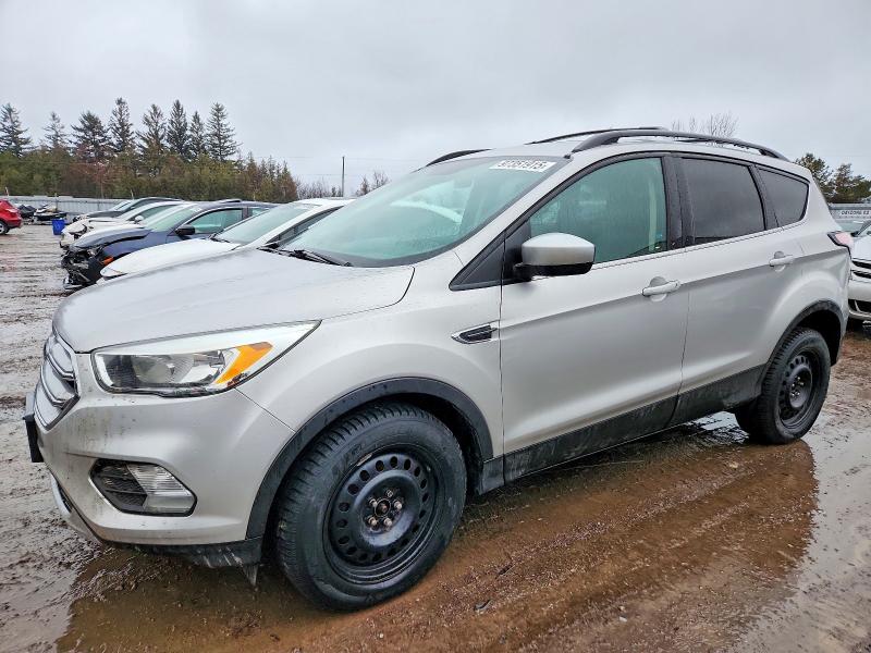 FORD ESCAPE SE 2017 with VIN 1FMCU0GD2HUA70142 - Photo from auction
