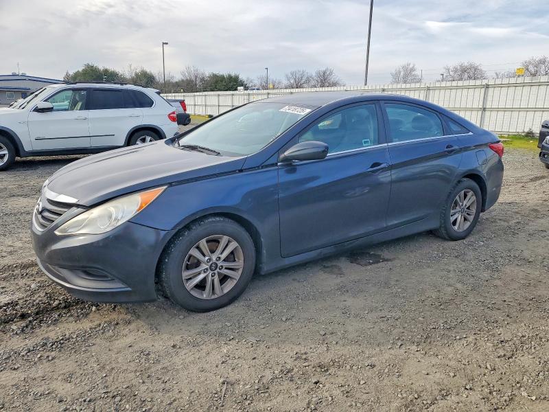 Photo 1 from auction – 2014 HYUNDAI SONATA with VIN 5NPEB4AC9EH840921