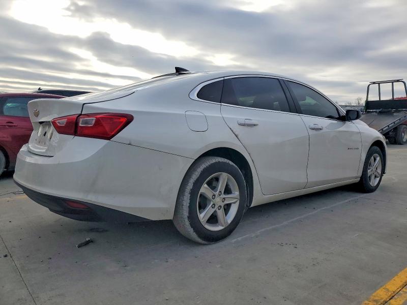 Photo 3 from auction – 2020 CHEVROLET MALIBU LS with VIN 1G1ZB5ST0LF050557