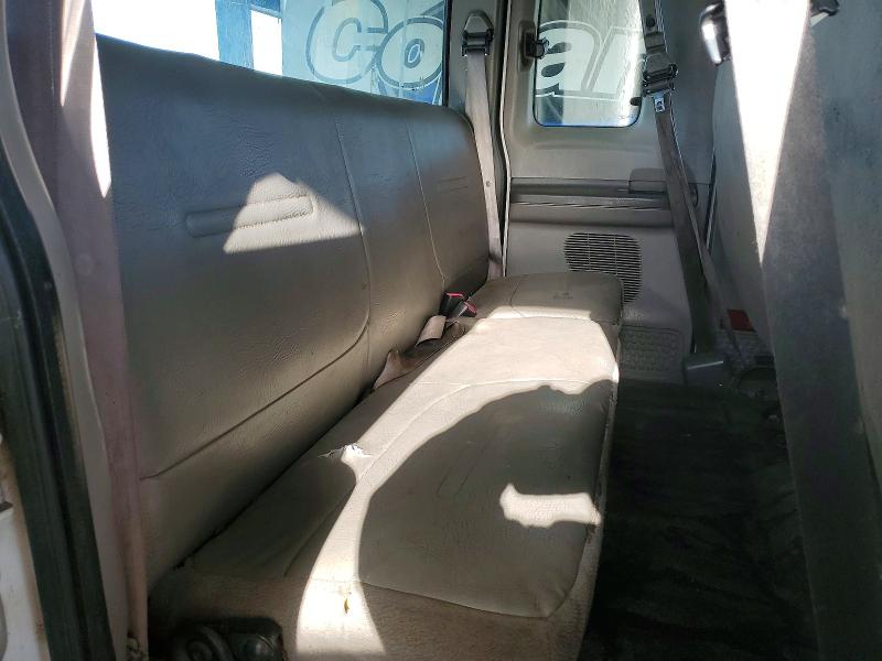 Photo 10 from auction – 2000 FORD F-250 with VIN 1FTNX20L5YEA42525