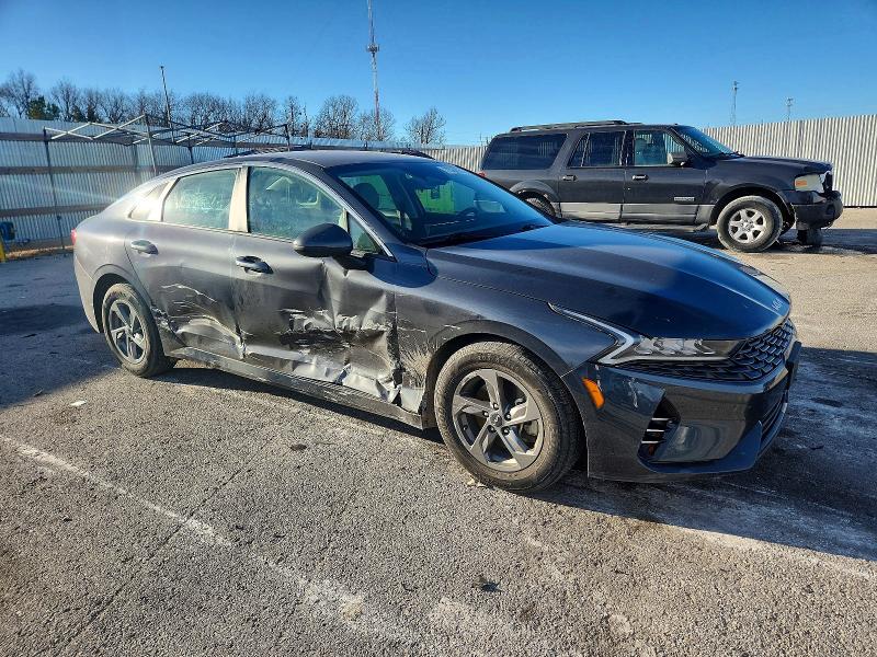 Photo 4 from auction – 2022 KIA K5 LXS with VIN 5XXG14J26NG158609