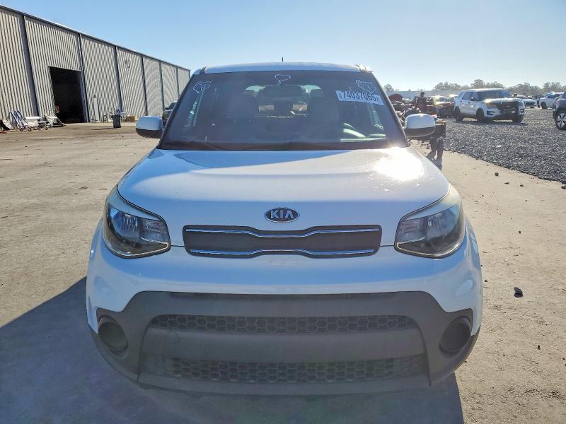 Photo 5 from auction – 2017 KIA SOUL with VIN KNDJN2A2XH7435905