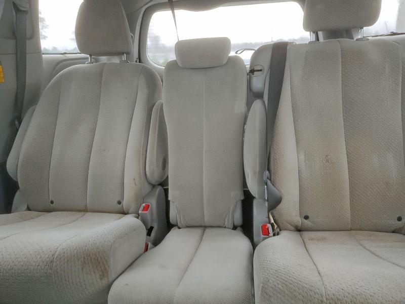 Photo 10 from auction – 2014 TOYOTA SIENNA LE with VIN 5TDKK3DC8ES506916