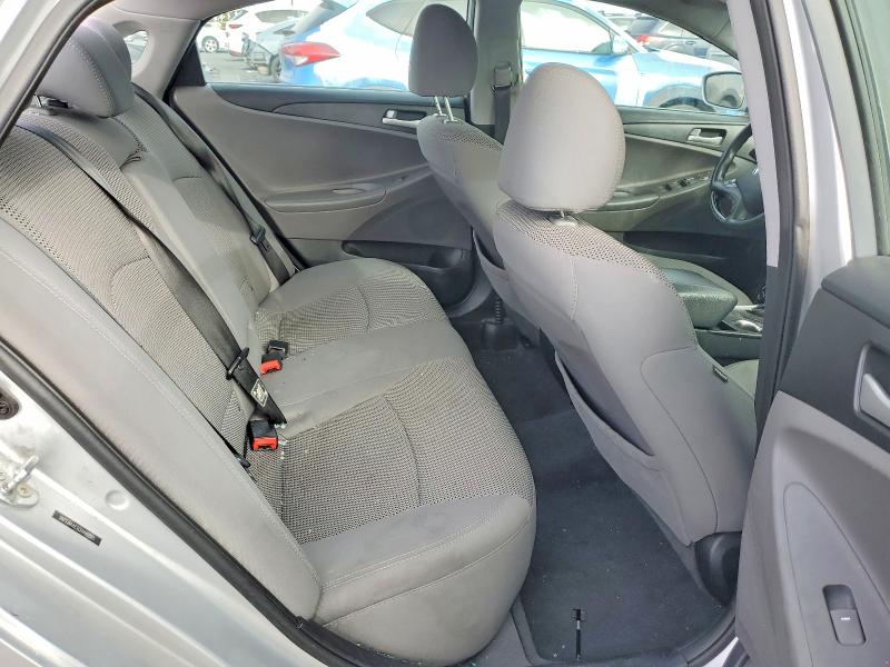 Photo 10 from auction – 2012 HYUNDAI SONATA GLS with VIN 5NPEB4AC1CH496885