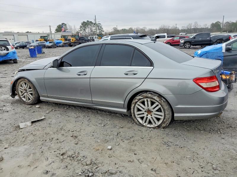 Photo 2 from auction – 2008 MERCEDES-BENZ C 300 with VIN WDDGF54X78F044013