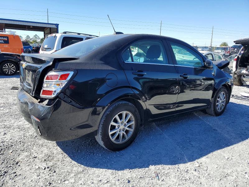 Photo 3 from auction – 2017 CHEVROLET SONIC LT with VIN 1G1JD5SH3H4113575