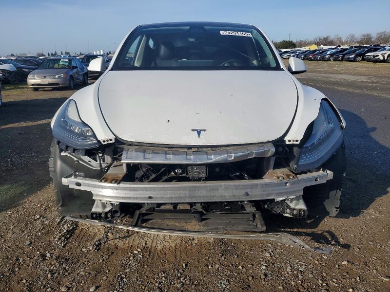 Photo 5 from auction – 2021 TESLA MODEL Y with VIN 5YJYGDEE6MF138661