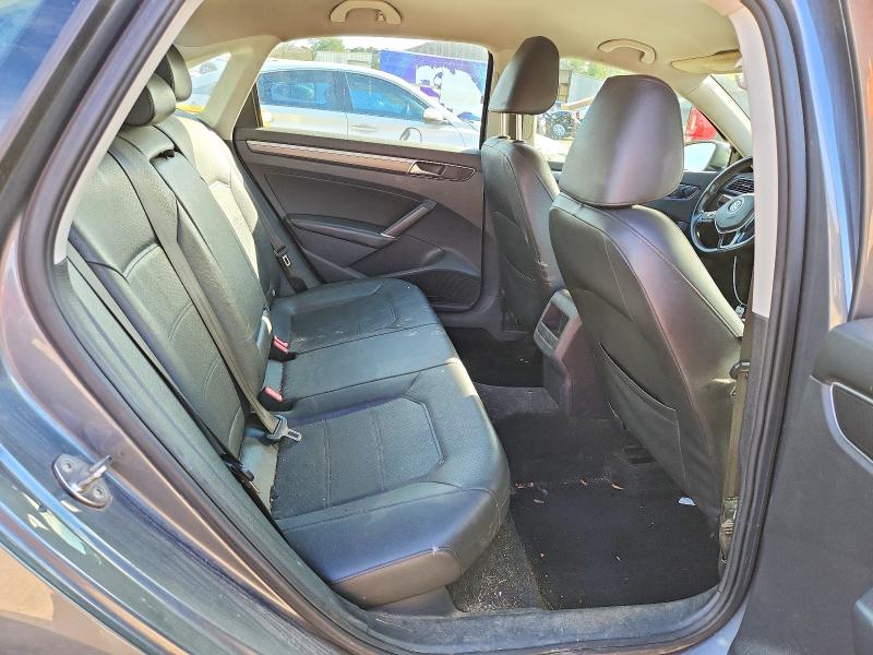 Photo 10 from auction – 2018 VOLKSWAGEN PASSAT S with VIN 1VWAA7A31JC032259