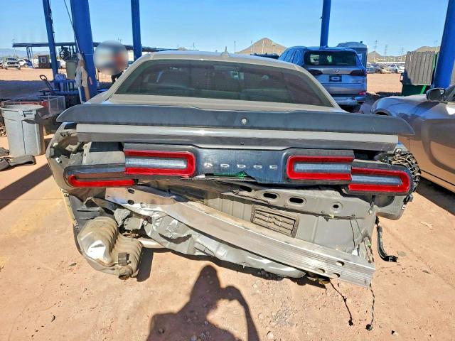 Photo 6 from auction – 2018 DODGE CHALLENGER with VIN 2C3CDZAG5JH132206