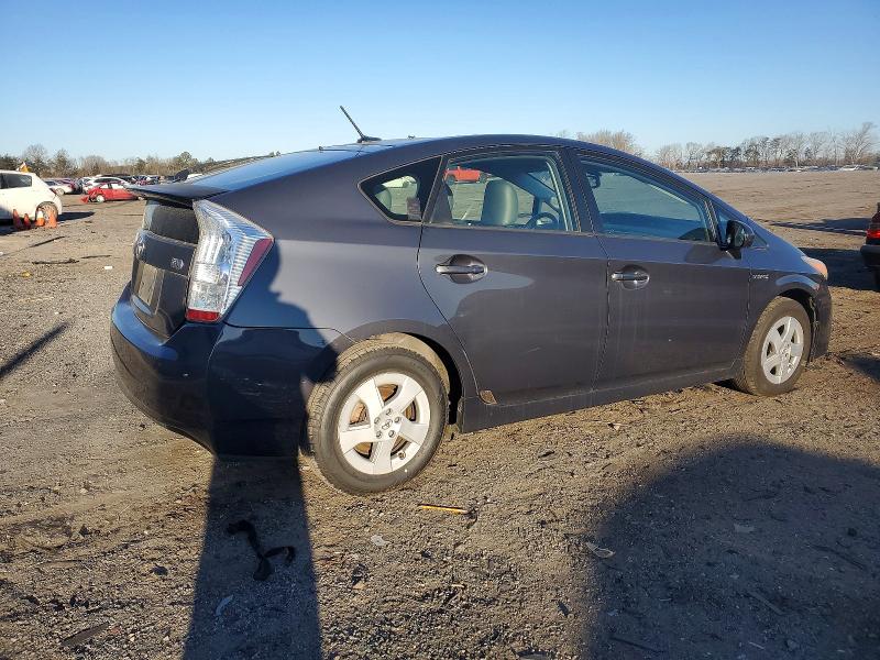 Photo 3 from auction – 2011 TOYOTA PRIUS with VIN JTDKN3DU7B0316443