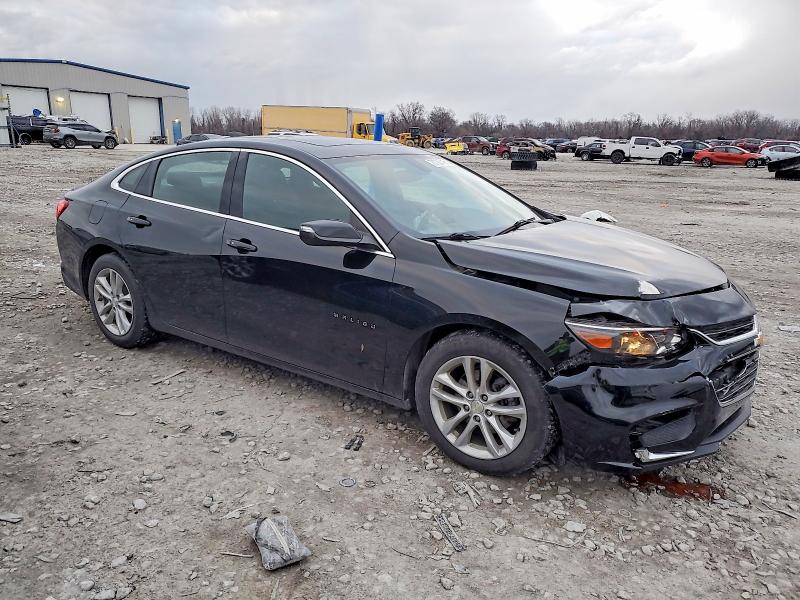 Photo 4 from auction – 2018 CHEVROLET MALIBU with VIN 1G1ZD5ST5JF173472