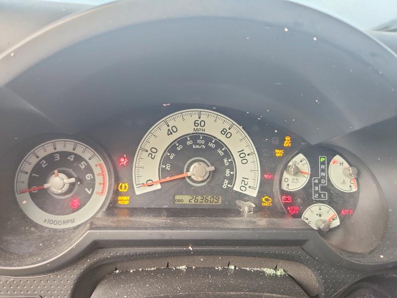 Photo 9 from auction – 2013 TOYOTA FJ CRUISER with VIN JTEBU4BF9DK150569