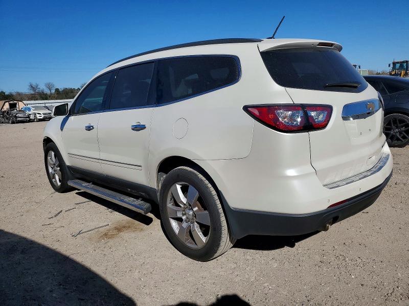 Photo 2 from auction – 2015 CHEVROLET TRAVERSE with VIN 1GNKRJKD7FJ163873