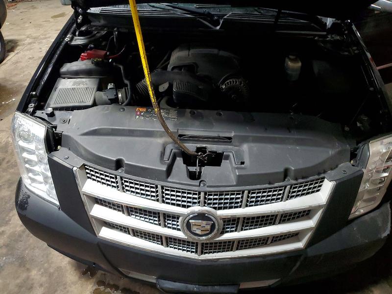 Photo 12 from auction – 2012 CADILLAC ESCALADE P with VIN 1GYS4DEF5CR105578
