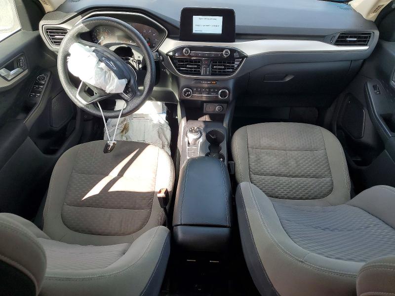 Photo 8 from auction – 2020 FORD ESCAPE with VIN 1FMCU9G62LUA52190