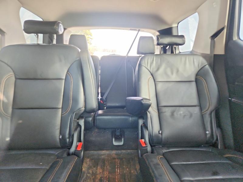 Photo 10 from auction – 2018 CHEVROLET TRAVERSE L with VIN 1GNERHKWXJJ284459