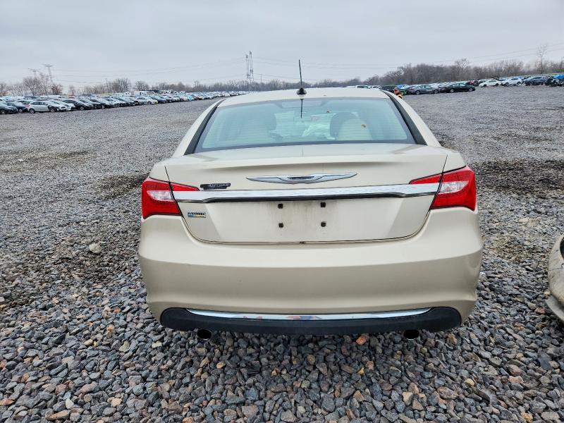 Photo 6 from auction – 2014 CHRYSLER 200 TOURIN with VIN 1C3CCBBGXEN115326