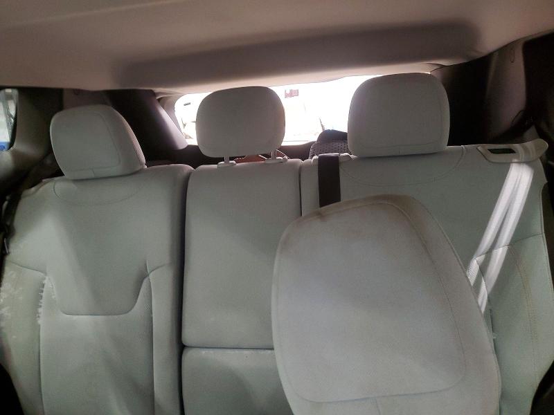 Photo 10 from auction – 2015 JEEP RENEGADE L with VIN ZACCJBBTXFPC25638