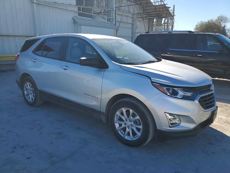 Photo 4 from auction – 2020 CHEVROLET EQUINOX LS with VIN 3GNAXHEV8LS635944
