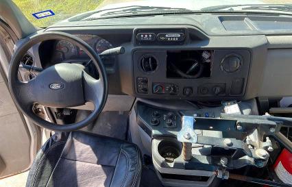 Photo 9 from auction – 2014 FORD ECONOLINE with VIN 1FDEE4FL9EDA66011