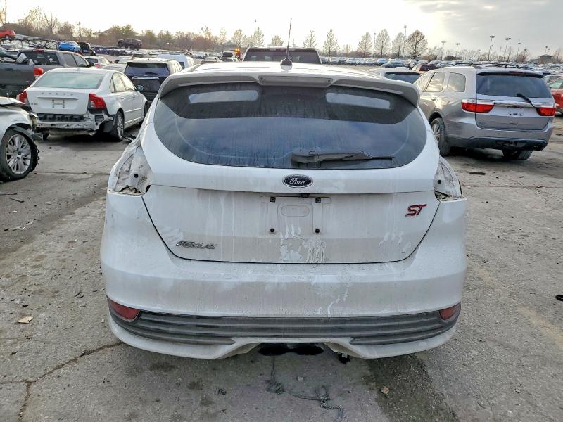Photo 6 from auction – 2018 FORD FOCUS ST with VIN 1FADP3L91JL216227