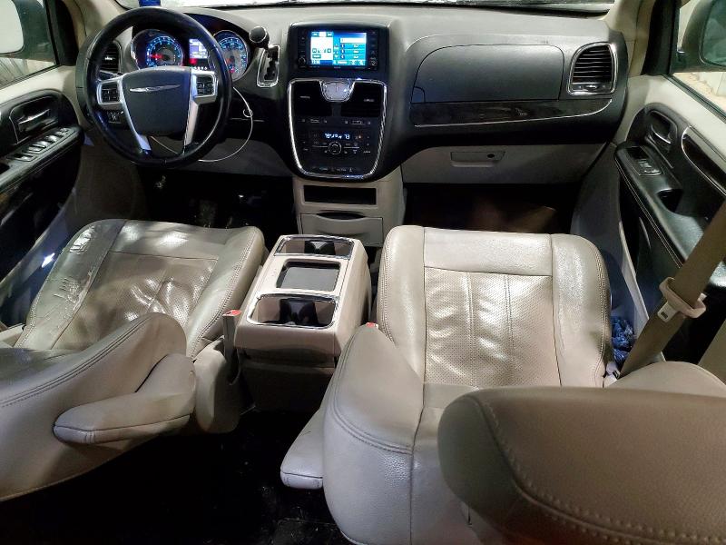 Photo 8 from auction – 2011 CHRYSLER TOWN & COU with VIN 2A4RR8DGXBR798657