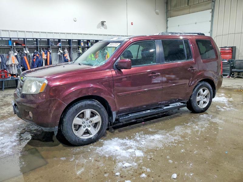 HONDA PILOT EXL 2010 with VIN 5FNYF4H67AB013817 - Photo from auction