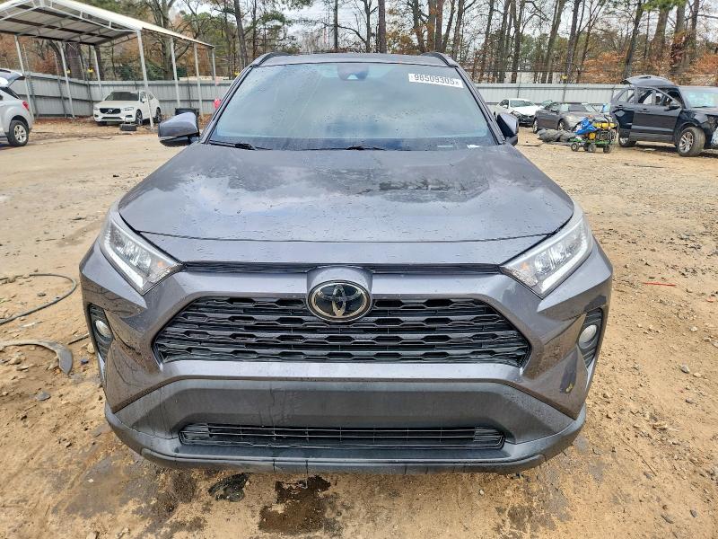 Photo 5 from auction – 2021 TOYOTA RAV4 with VIN 2T3W1RFV2MC132257