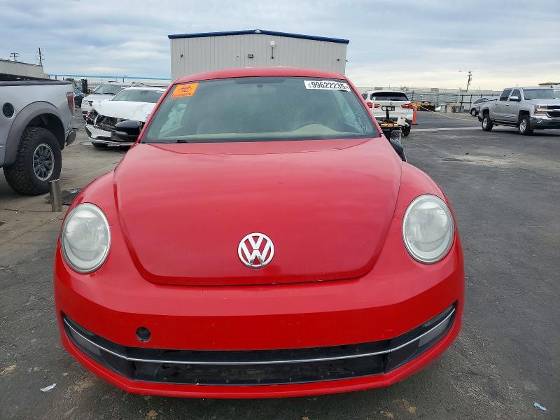 Photo 5 from auction – 2012 VOLKSWAGEN BEETLE with VIN 3VWVA7ATXCM607199