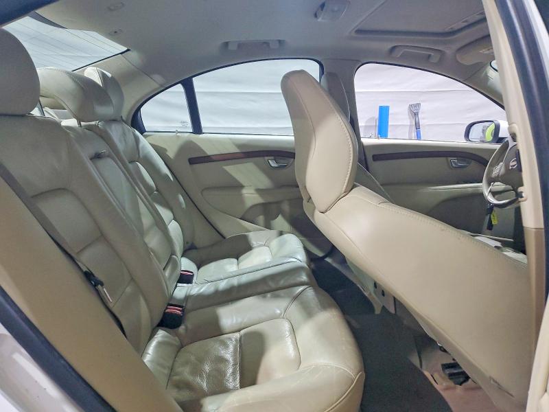 Photo 10 from auction – 2010 VOLVO S80 with VIN YV1960AS0A1129352