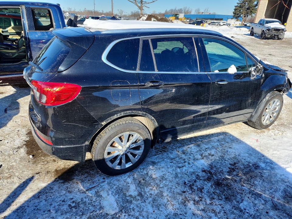 Photo 3 from auction – 2017 BUICK ENVISION with VIN LRBFXBSA0HD216330