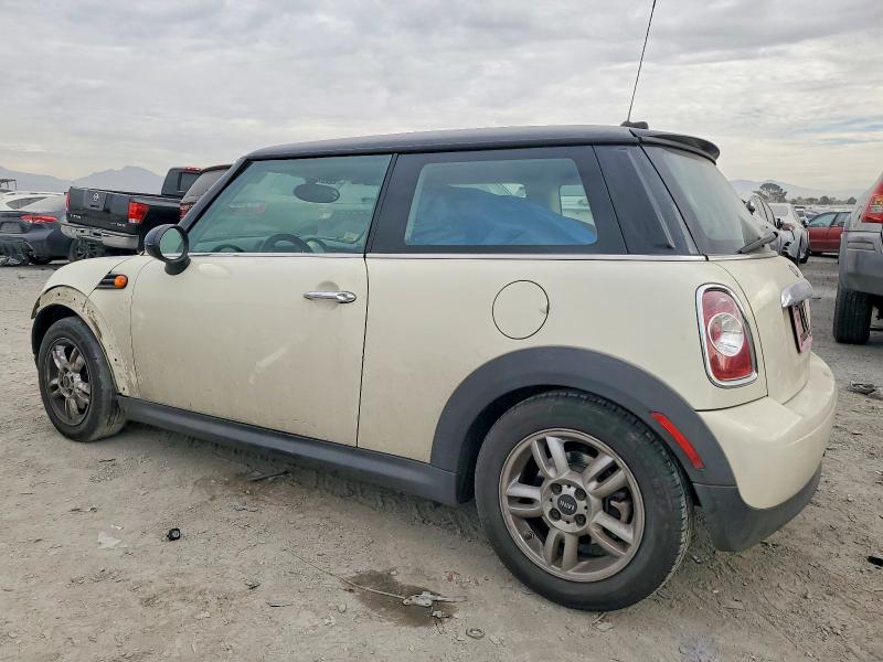 Photo 2 from auction – 2012 MINI COOPER with VIN WMWSU3C58CT260684