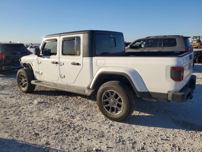 Photo 2 from auction – 2020 JEEP GLADIATOR with VIN 1C6HJTFG1LL120258