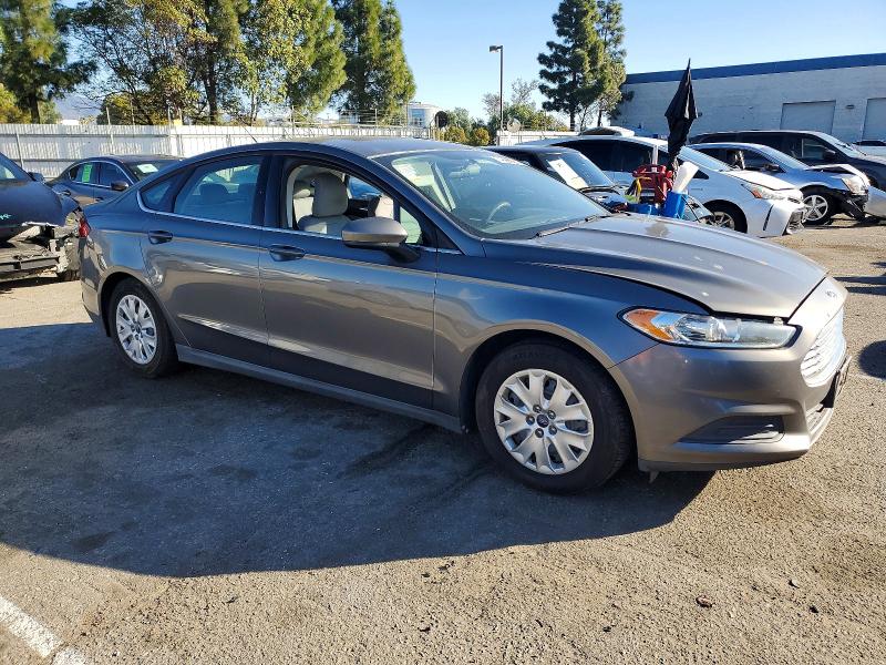 Photo 4 from auction – 2014 FORD FUSION SE with VIN 3FA6P0G77ER298973