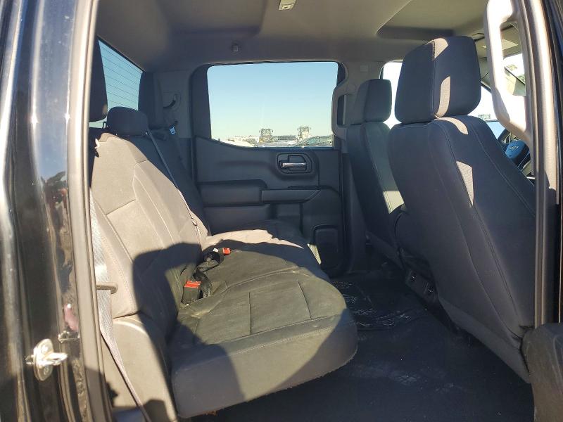 Photo 10 from auction – 2019 CHEVROLET SILVERADO with VIN 3GCPWBEH5KG205920