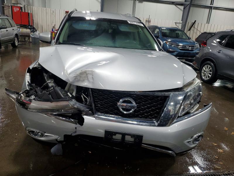 Photo 5 from auction – 2013 NISSAN PATHFINDER with VIN 5N1AR2MMXDC635634