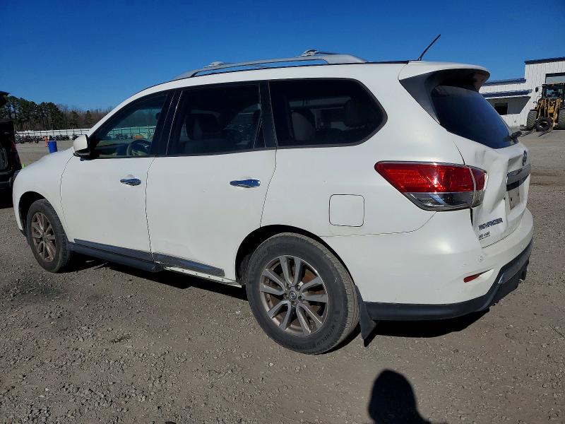 Photo 2 from auction – 2014 NISSAN PATHFINDER with VIN 5N1AR2MN5EC645532