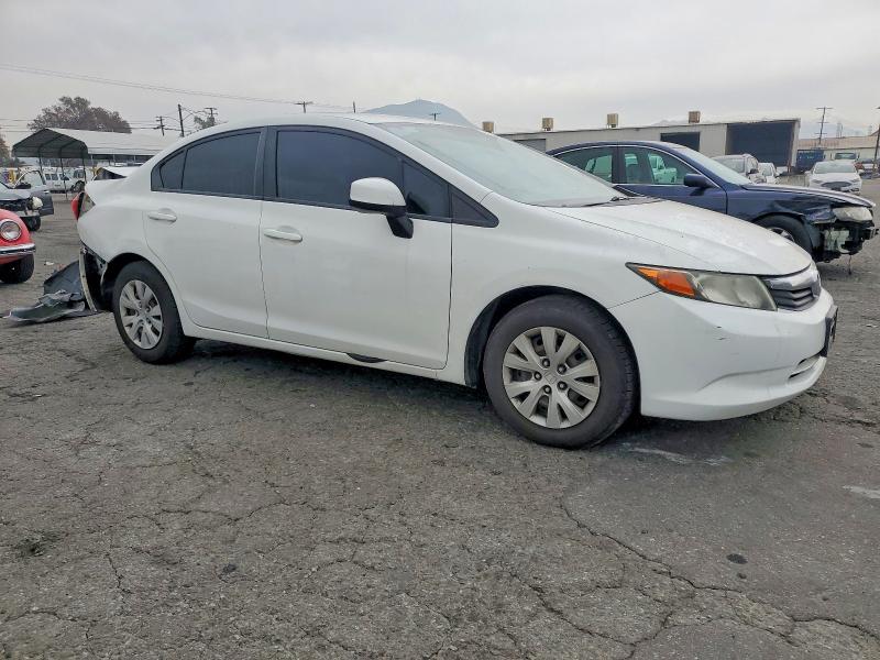 Photo 4 from auction – 2012 HONDA CIVIC LX with VIN 19XFB2F55CE386655