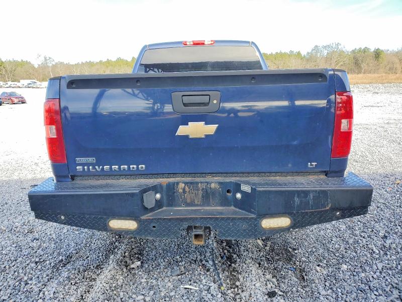 Photo 6 from auction – 2011 CHEVROLET SILVERADO with VIN 1GCRKSE35BZ316752
