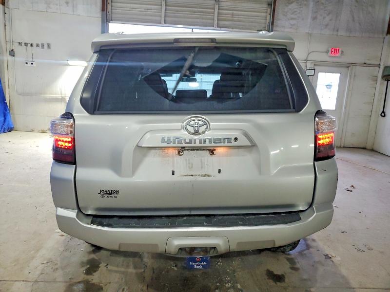 Photo 6 from auction – 2015 TOYOTA 4RUNNER with VIN JTEBU5JR9F5252652