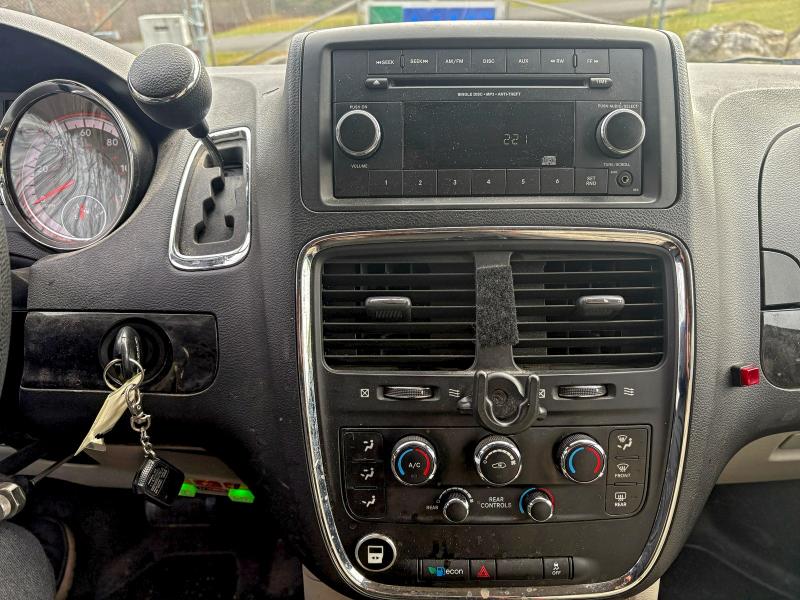 Photo 9 from auction – 2016 DODGE GRAND CARA with VIN 2C4RDGCG9GR145440