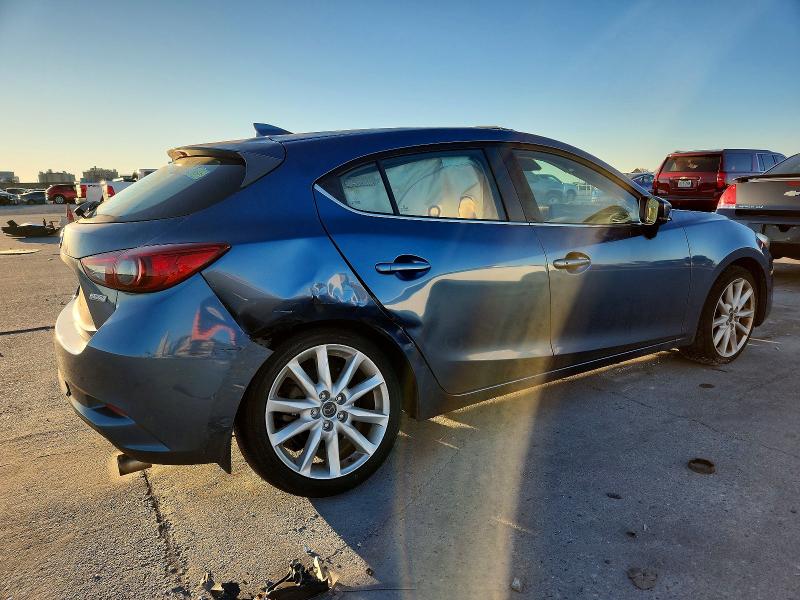 Photo 3 from auction – 2017 MAZDA 3 with VIN 3MZBN1M37HM143585