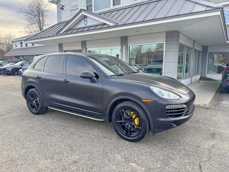 PORSCHE CAYENNE 2013 with VIN WP1AF2A23DLA34855 - Photo from auction