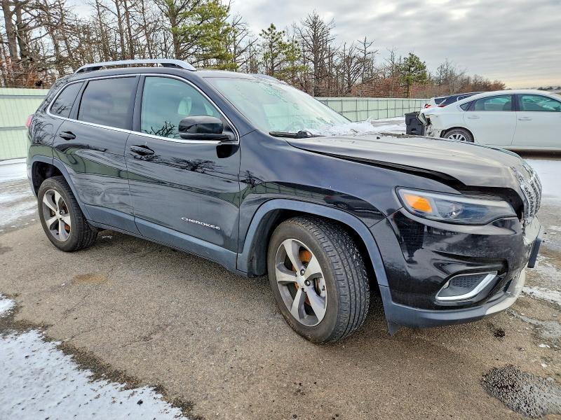 Photo 4 from auction – 2019 JEEP CHEROKEE with VIN 1C4PJMDX7KD463887