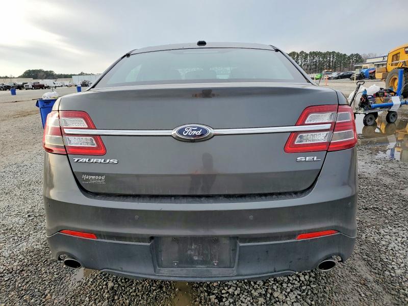 Photo 6 from auction – 2016 FORD TAURUS SEL with VIN 1FAHP2E89GG141732