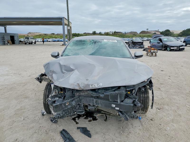 Photo 5 from auction – 2025 KIA K4 with VIN 3KPFU4DE8SE096417